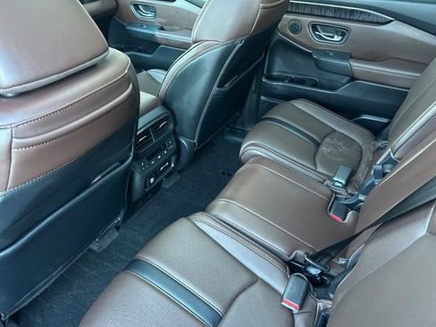 Used 2023 Honda Pilot Elite image 14