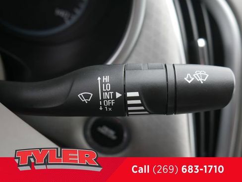 Used 2025 Chevrolet Malibu LT image 26