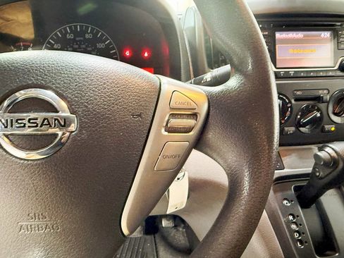 Used 2019 Nissan NV200 SV image 11