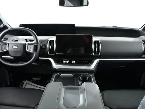New 2027 Ford Expedition Max Platinum w/ Stealth Performance Package AWD/4WD image 7