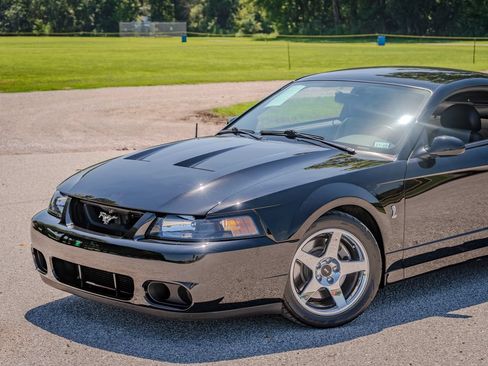 Used 2003 Ford Mustang Cobra RWD image 2