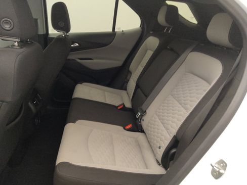 Used 2021 Chevrolet Equinox LT FWD image 18