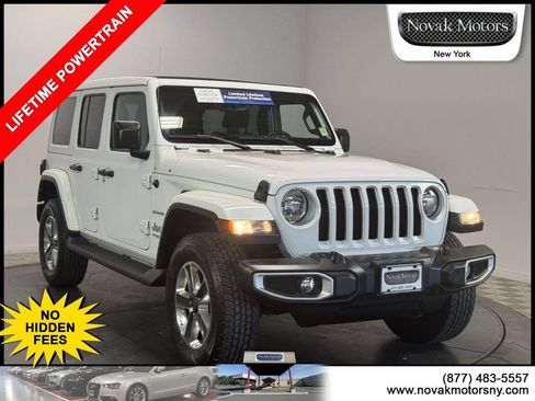 Used 2022 Jeep Wrangler Unlimited Sahara w/ Cold Weather Group AWD/4WD image 1