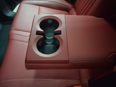 Certified 2023 Maserati Grecale Modena AWD/4WD image 21