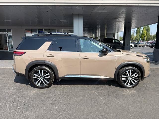 Used 2023 Nissan Pathfinder Platinum w/ Cargo Package FWD image 7