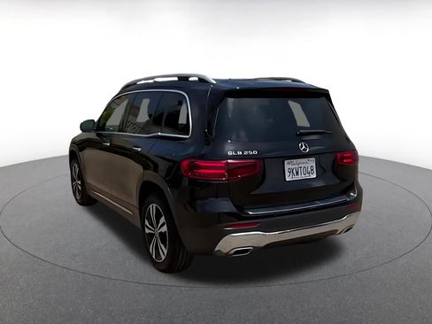 Used 2024 Mercedes-Benz GLB 250 image 16