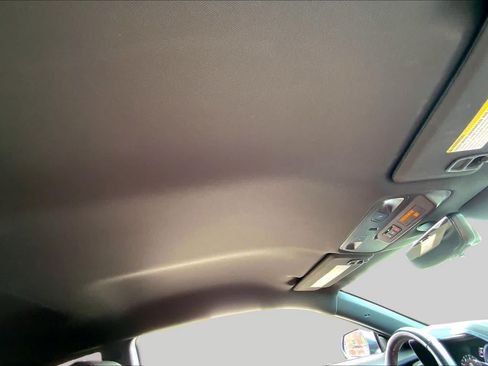 Used 2019 Chevrolet Camaro SS RWD image 13