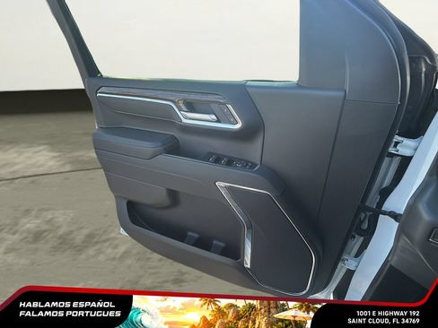 New 2026 GMC Sierra 1500 SLE w/ Preferred Package RWD image 12