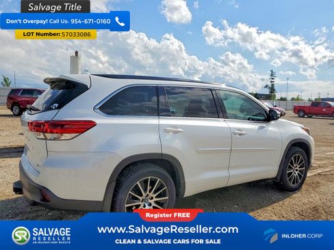 Used 2018 Toyota Highlander SE AWD/4WD image 4