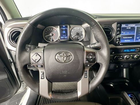 Used 2022 Toyota Tacoma SR5 w/ Technology Package image 17