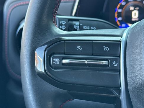 Used 2024 Chevrolet Colorado Z71 w/ Z71 Convenience Package 2 image 34