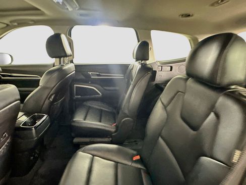 Used 2025 Kia Telluride S FWD image 29
