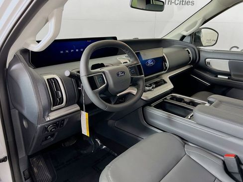 New 2026 Ford Expedition Max Active image 3