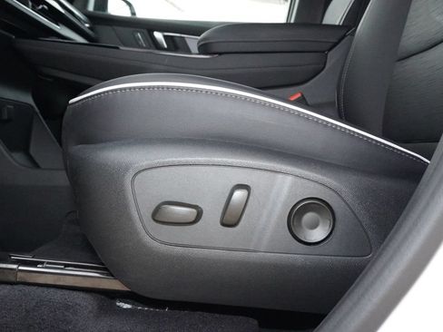 Used 2026 Buick Enclave Sport Touring FWD image 25