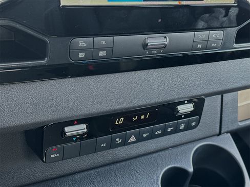 Used 2024 Mercedes-Benz Sprinter 144 Cargo image 23