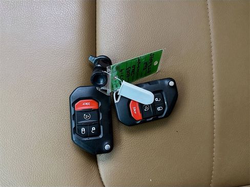 Used 2023 Jeep Wrangler Unlimited Sahara w/ Cold Weather Group image 36