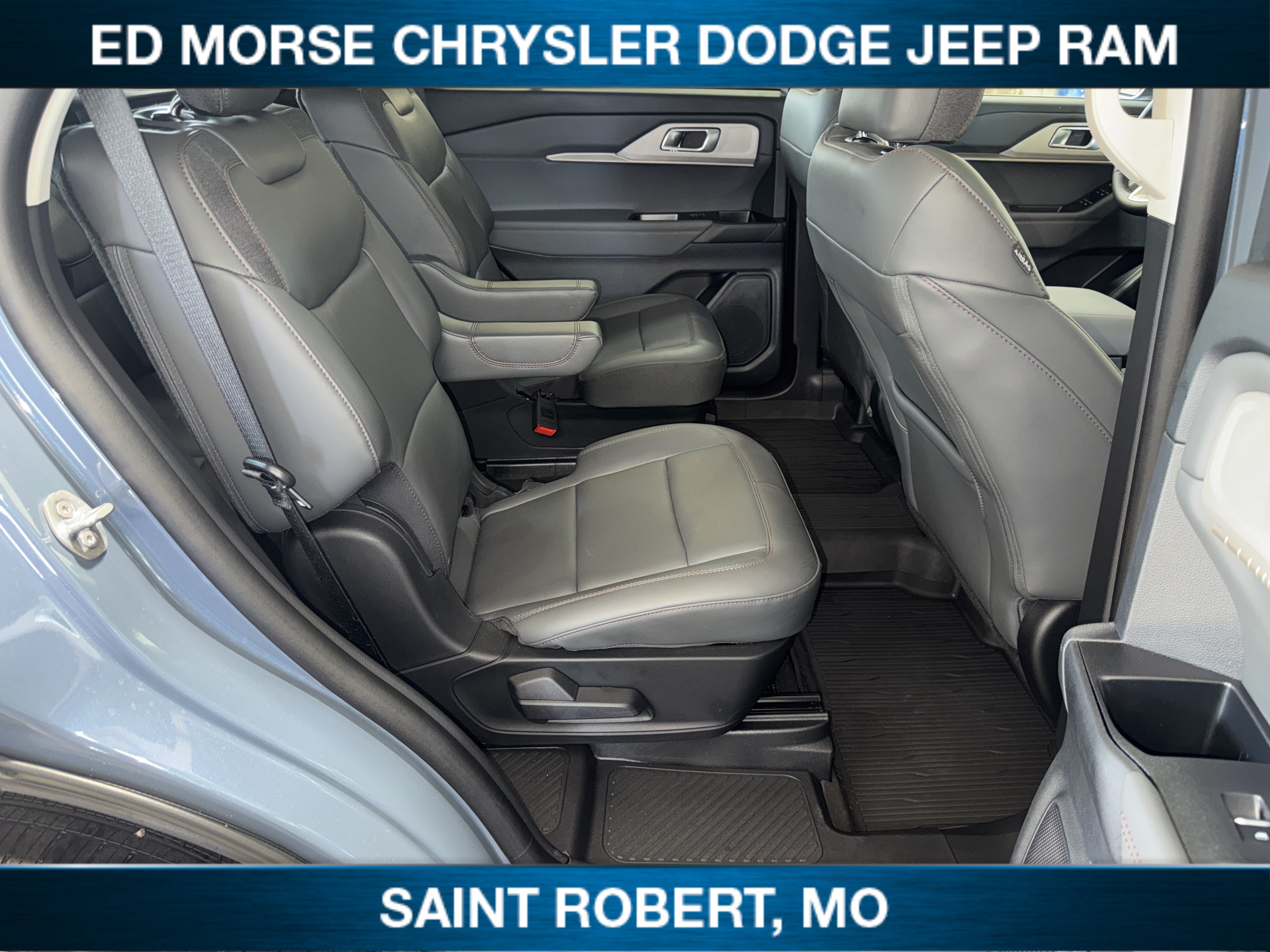 Used 2025 Ford Explorer Active w/ Active Comfort Package AWD/4WD image 24