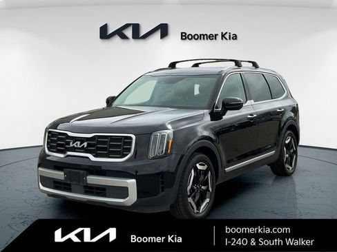 Certified 2025 Kia Telluride S image 1
