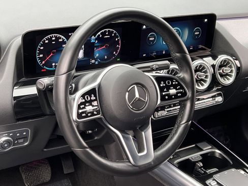 Certified 2022 Mercedes-Benz GLA 250 4MATIC image 14