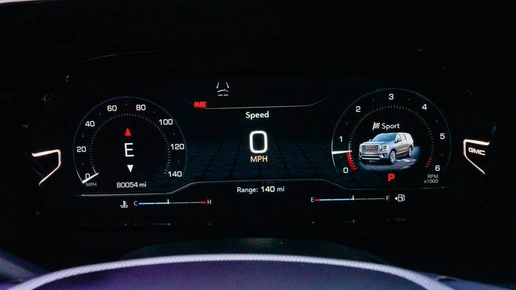 Used 2023 GMC Yukon Denali RWD image 21