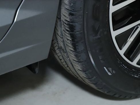 Certified 2021 Volkswagen Jetta SE w/ SE Cold Weather Package image 36