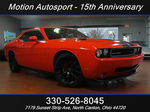 Used 2008 Dodge Challenger SRT8 image 2