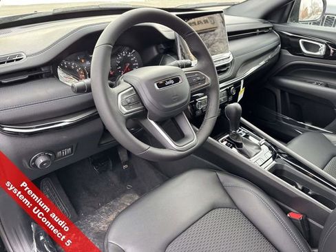 New 2026 Jeep Compass Latitude image 14