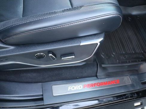 Used 2023 Ford F150 Raptor w/ Raptor Carbon Fiber Package image 10