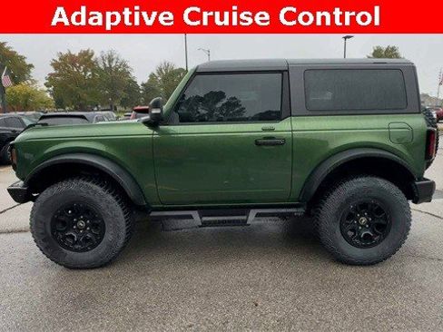 Used 2022 Ford Bronco Wildtrak image 6