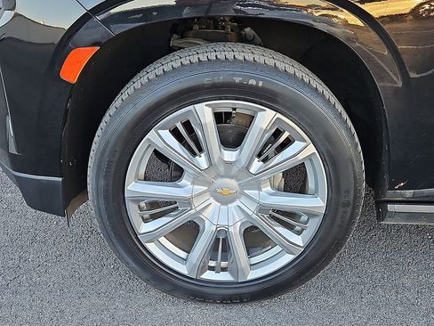 Used 2022 Chevrolet Tahoe High Country image 13
