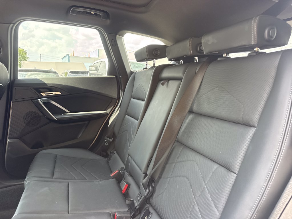 Used 2025 BMW X1 xDrive28i AWD/4WD image 11