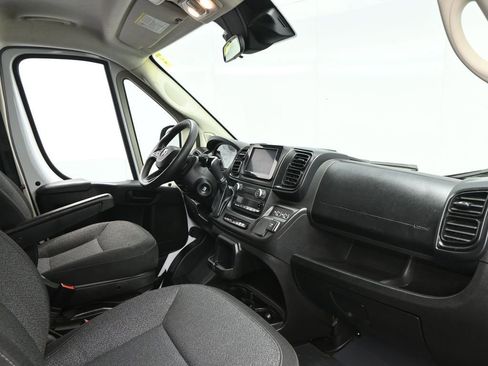 Used 2022 RAM ProMaster 2500 image 12