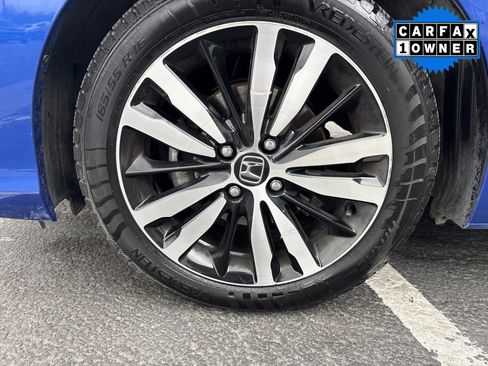 Used 2018 Honda Fit EX image 9