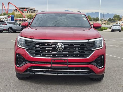 Used 2024 Volkswagen Atlas Cross Sport SEL R-Line AWD/4WD image 8