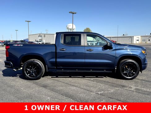 Used 2022 Chevrolet Silverado 1500 Custom image 2