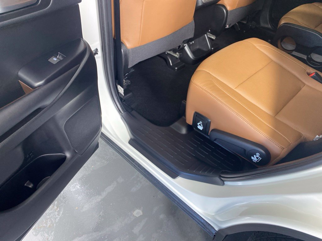 Used 2019 Toyota Highlander Limited Platinum AWD/4WD image 26