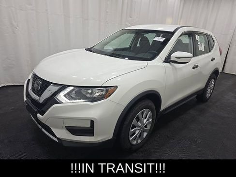 Used 2019 Nissan Rogue SV FWD image 1