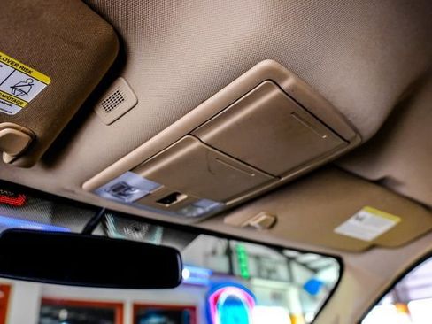 Used 2011 Ford F150 Lariat w/ Off Road Pkg image 26