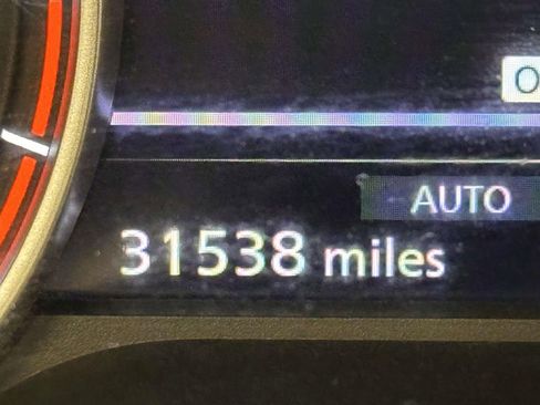 Used 2023 Nissan Rogue SL image 31