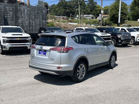 Used 2016 Toyota RAV4 Limited AWD/4WD image 7