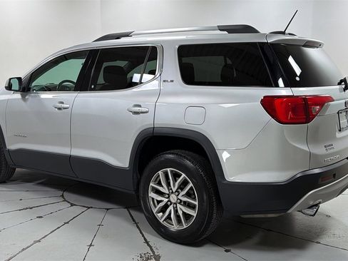 Used 2018 GMC Acadia SLE image 7