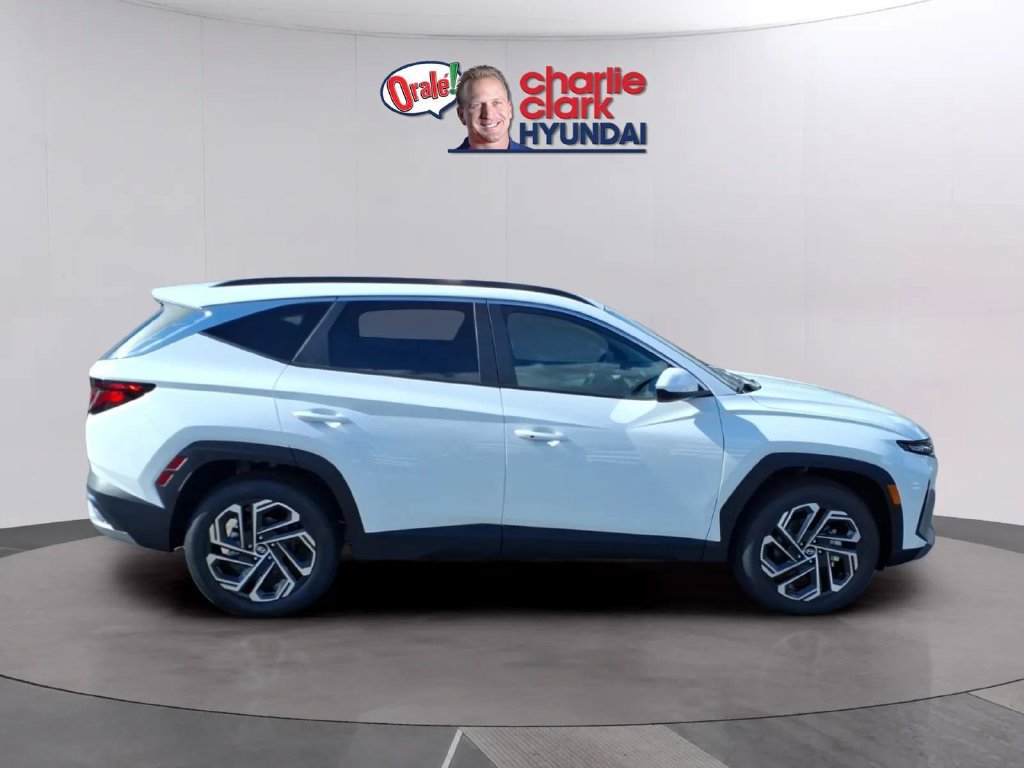 New 2026 Hyundai Tucson SEL Plus FWD image 6
