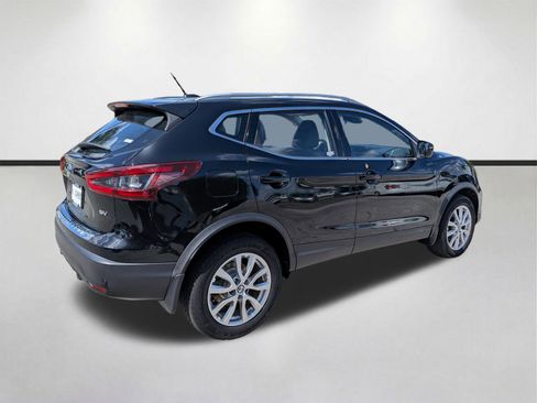 Used 2020 Nissan Rogue Sport SV image 4