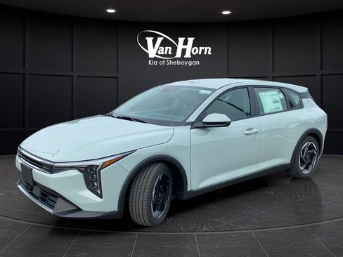New 2026 Kia K4 EX FWD image 4