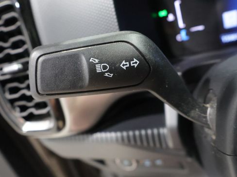 Used 2025 Ford Ranger XLT AWD/4WD image 35