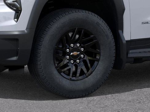 New 2026 Chevrolet Silverado EV LT image 10