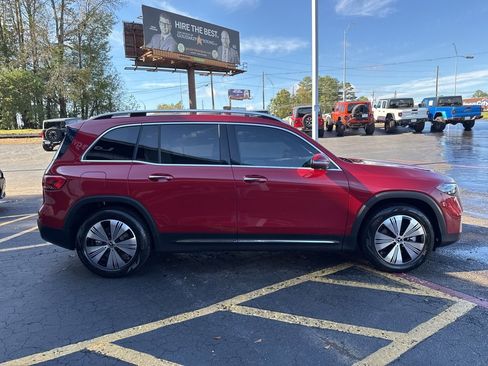 Used 2023 Mercedes-Benz EQB 250+ w/ Exclusive Package image 5