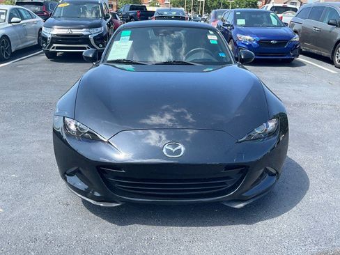 Used 2019 MAZDA MX-5 Miata RF Grand Touring RWD image 2