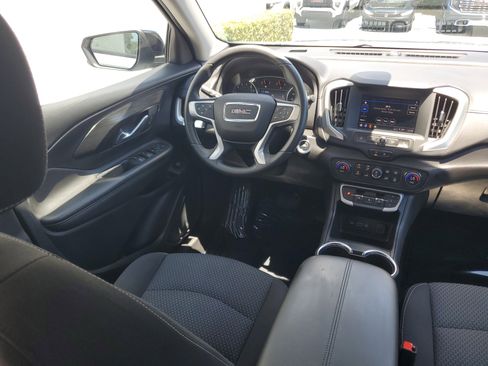 Used 2023 GMC Terrain SLE w/ Driver Convenience Package FWD image 15