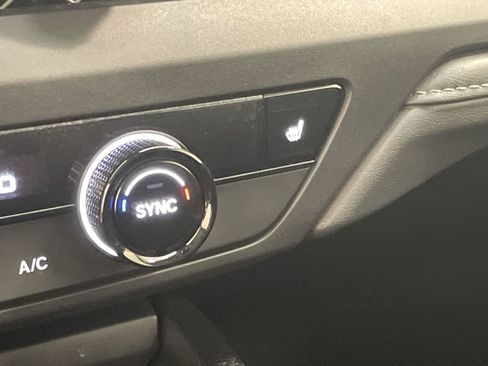 Certified 2025 Honda Accord SE image 6